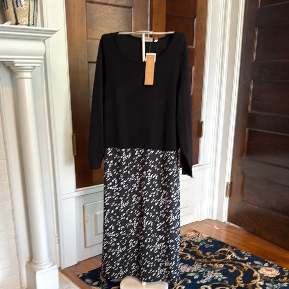 Chic Black and White Patterned Dress